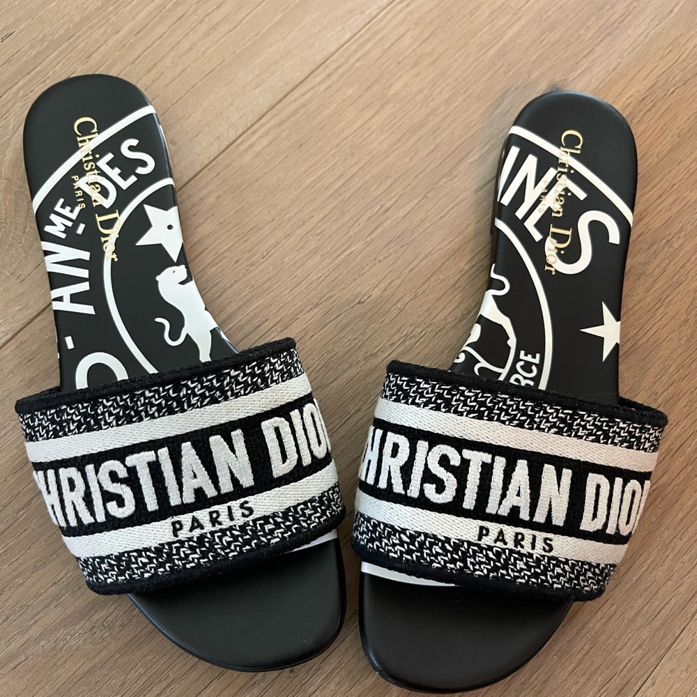 Christian Dior Black and White dway slides